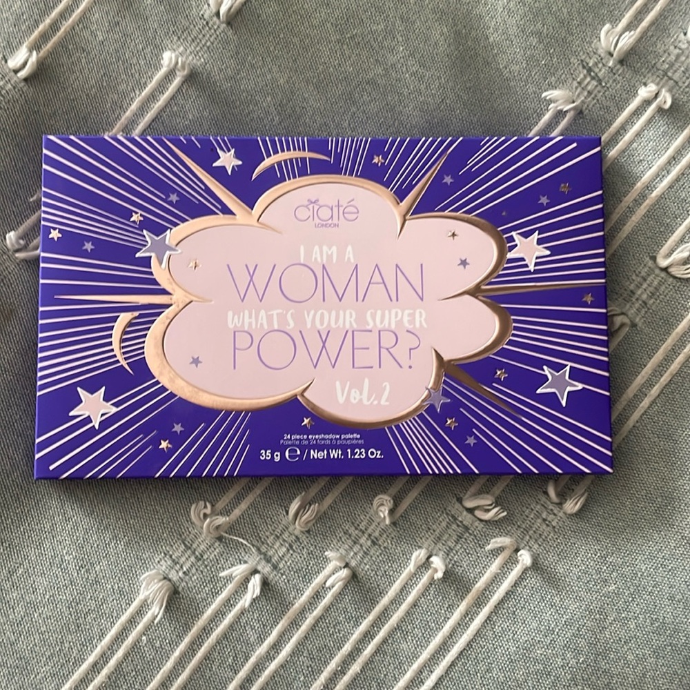 ciaté I Am A Woman 24 piece eyeshadow pallet NIB